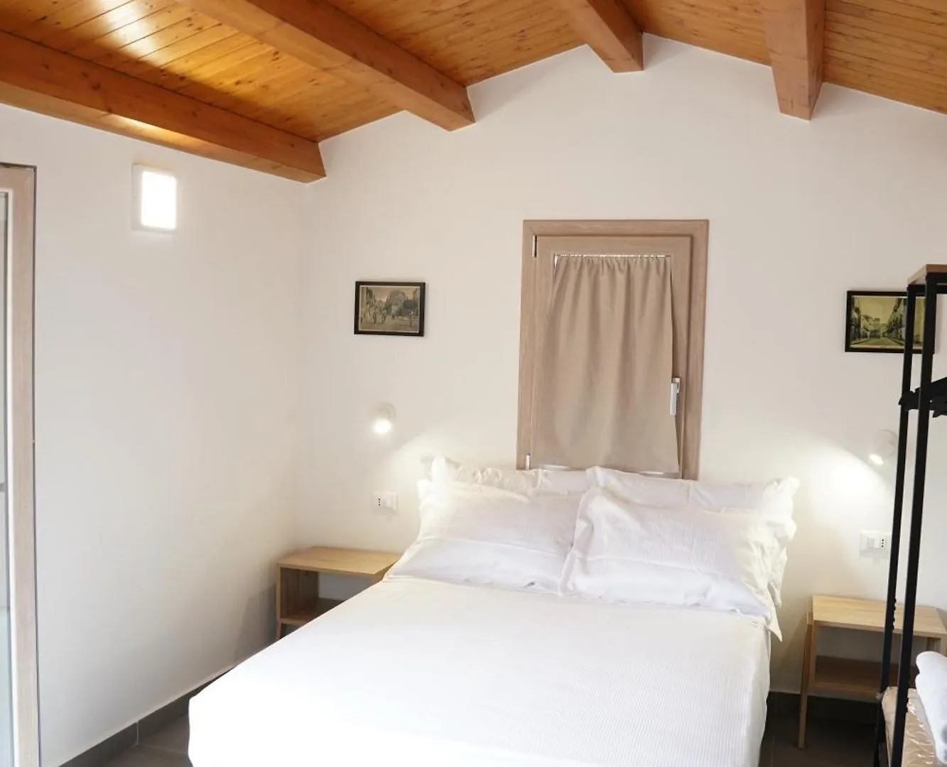Ducas Rooms And Suite Lascari 0*,  Italia