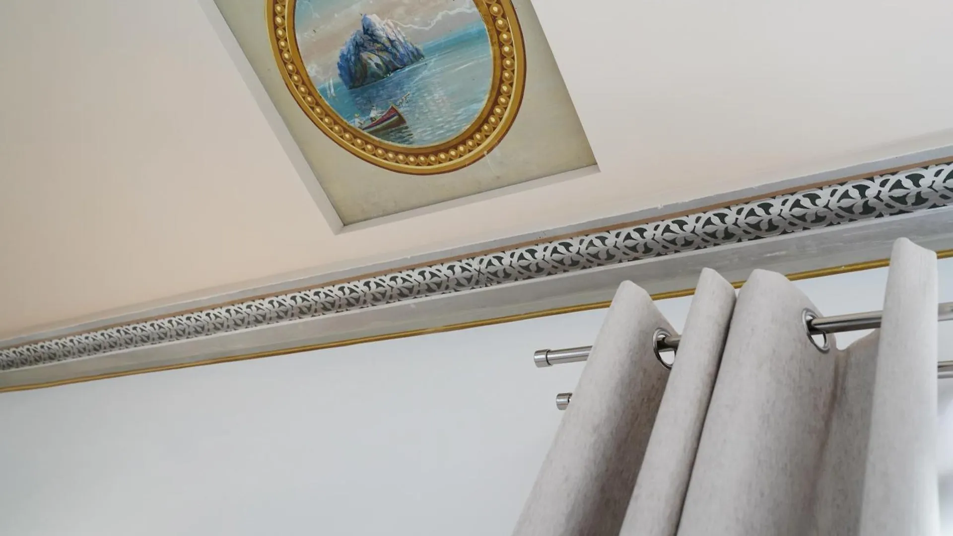 Ducas Rooms And Suite Lascari Apartment